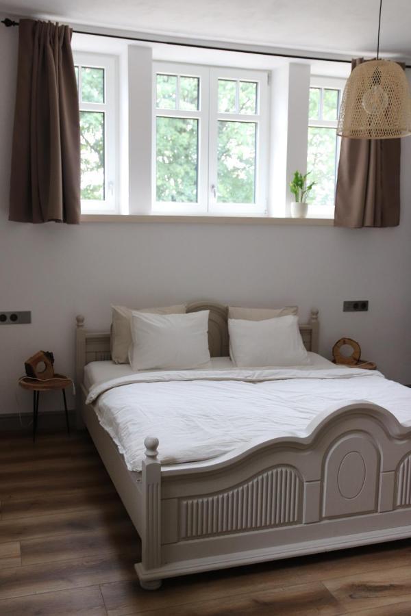 Apartman Mezi Duby Osecna Zewnętrze zdjęcie